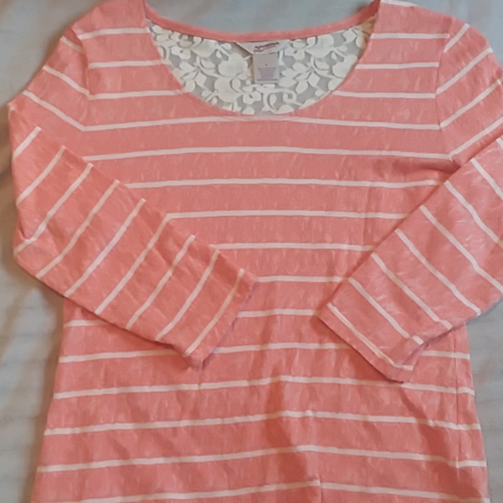 quarter sleeve shirt